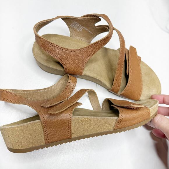 ABEO Oasis Sandals - Picture 3 of 4